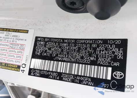 2021 Toyota C-Hr Xle z USA, uszkodzony, nr VIN JTNKHMBX7M1102202